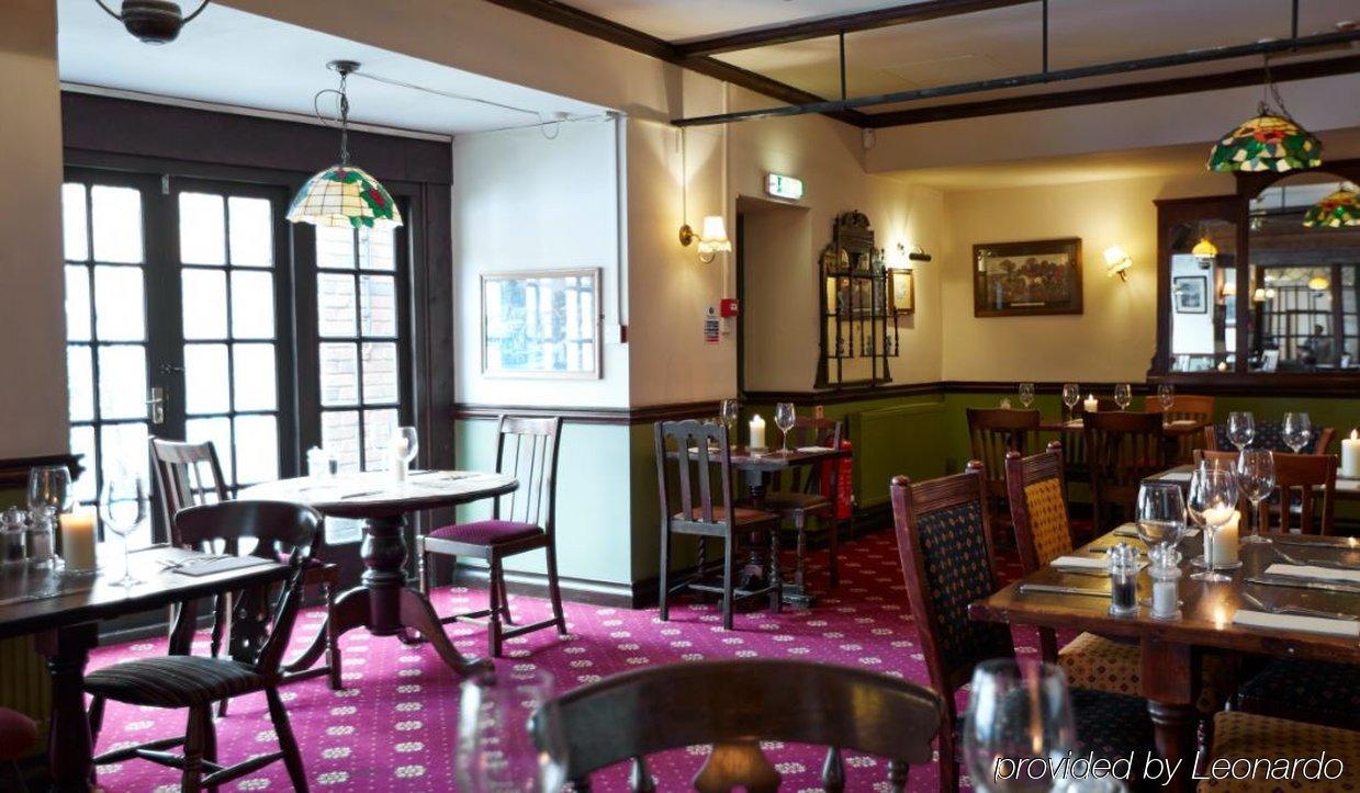 Bear Hotel By Greene King Inns Havant Exterior photo