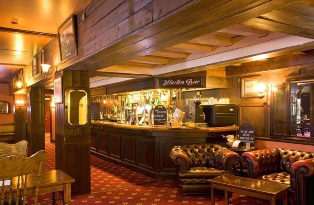 Bear Hotel By Greene King Inns Havant Exterior photo